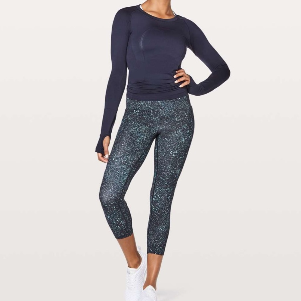 Lead The Pack Crop 23”